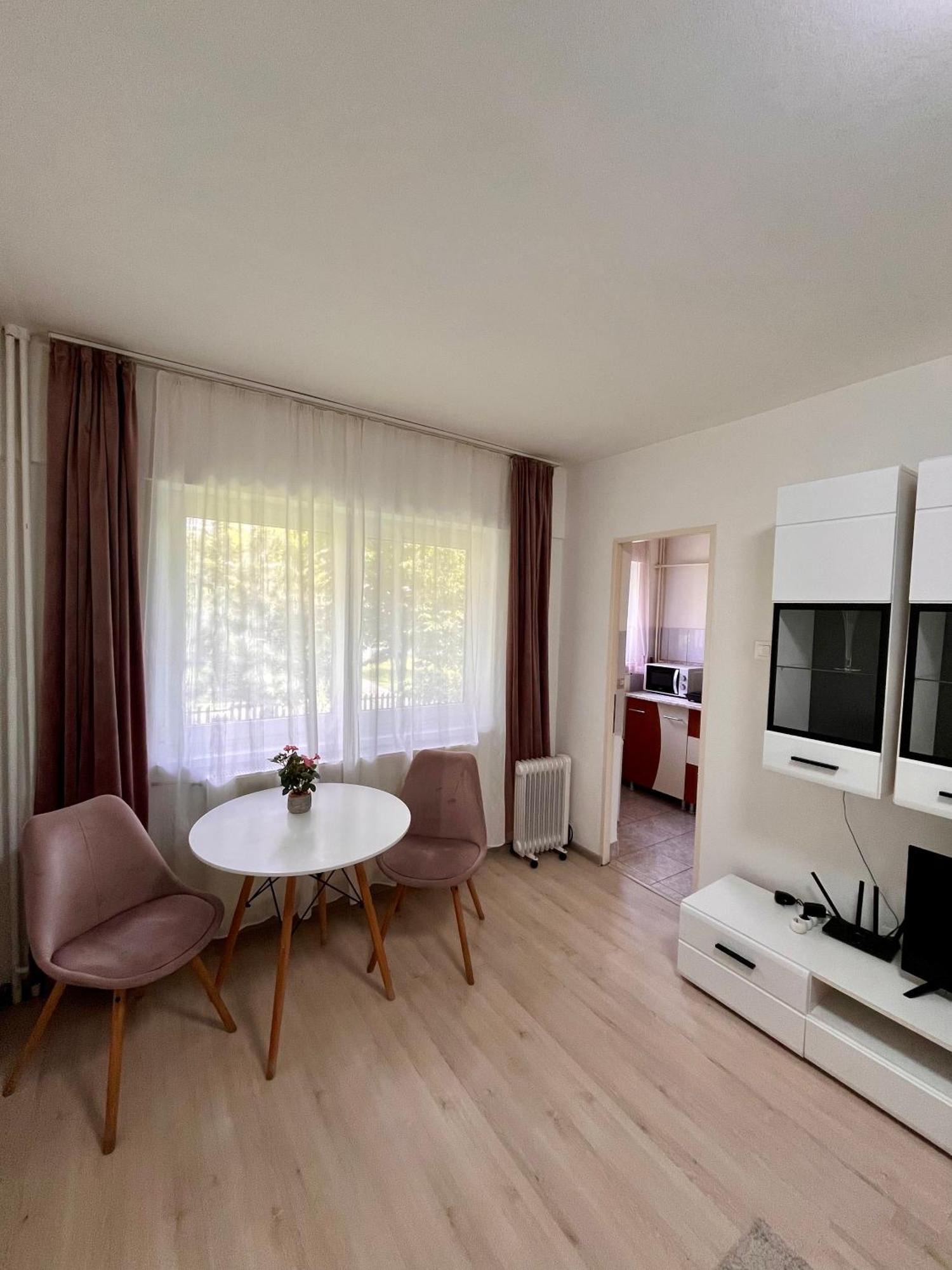 Focus Room Miercurea Ciuc Εξωτερικό φωτογραφία